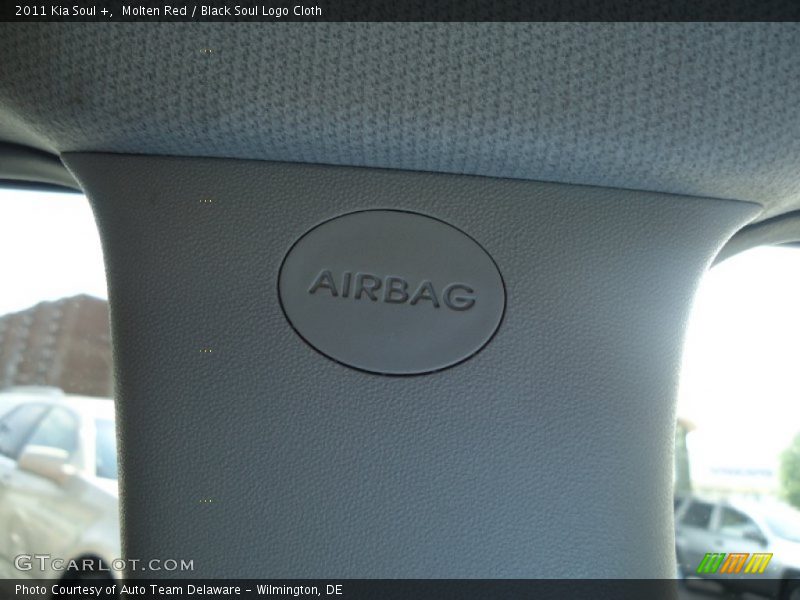 Molten Red / Black Soul Logo Cloth 2011 Kia Soul +