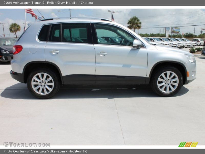 Reflex Silver Metallic / Charcoal 2009 Volkswagen Tiguan S