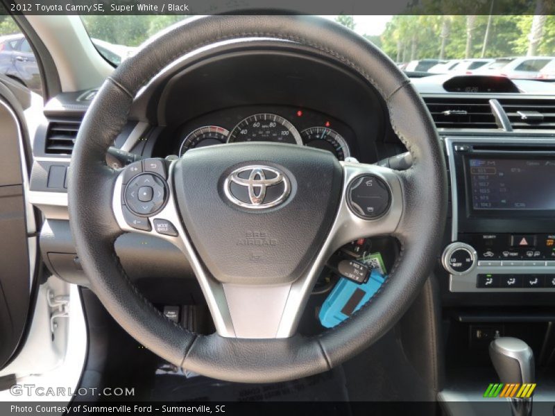 Super White / Black 2012 Toyota Camry SE