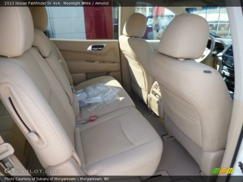 Moonlight White / Almond 2013 Nissan Pathfinder SV 4x4