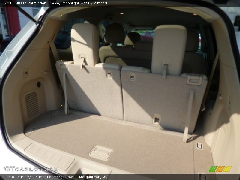 Moonlight White / Almond 2013 Nissan Pathfinder SV 4x4