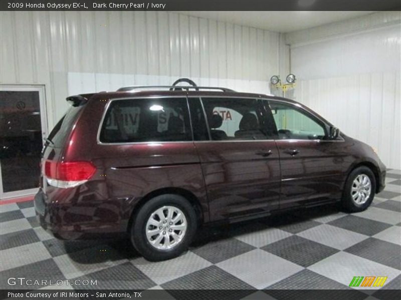 Dark Cherry Pearl / Ivory 2009 Honda Odyssey EX-L