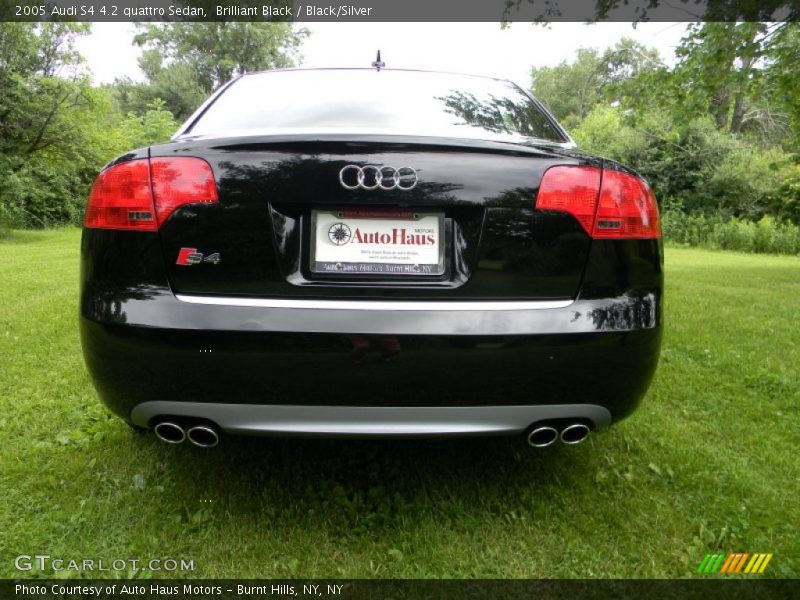 Brilliant Black / Black/Silver 2005 Audi S4 4.2 quattro Sedan
