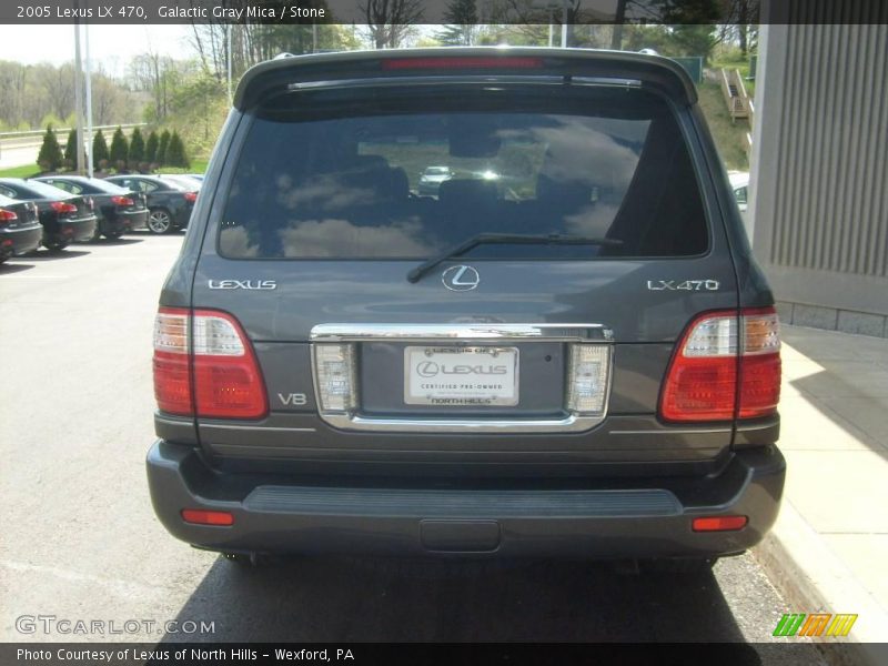 Galactic Gray Mica / Stone 2005 Lexus LX 470