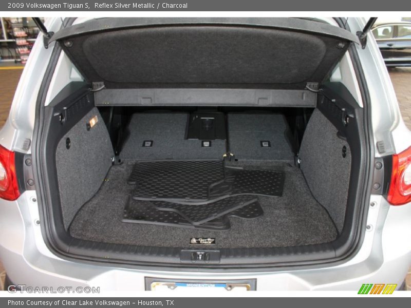 Reflex Silver Metallic / Charcoal 2009 Volkswagen Tiguan S
