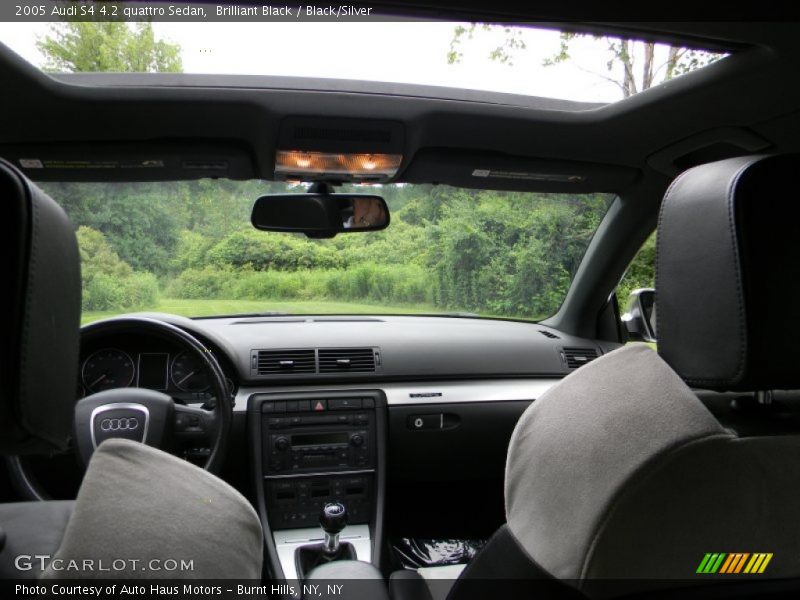 Brilliant Black / Black/Silver 2005 Audi S4 4.2 quattro Sedan