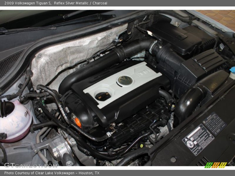 Reflex Silver Metallic / Charcoal 2009 Volkswagen Tiguan S