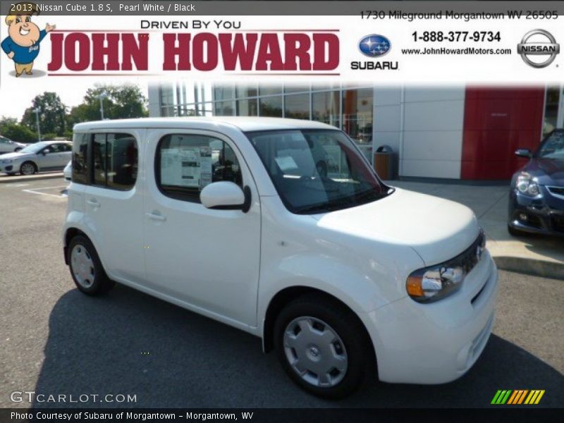 Pearl White / Black 2013 Nissan Cube 1.8 S