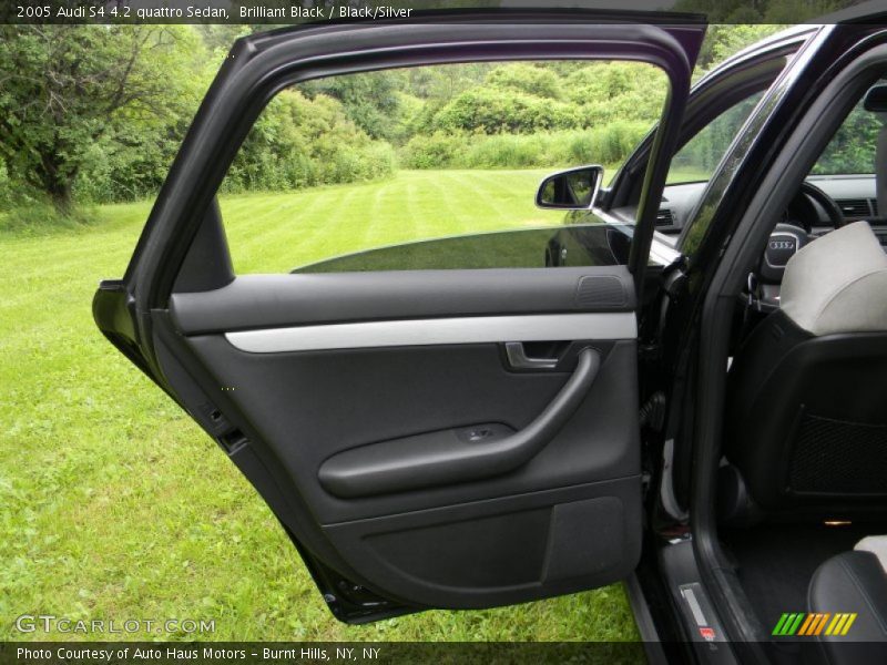 Brilliant Black / Black/Silver 2005 Audi S4 4.2 quattro Sedan