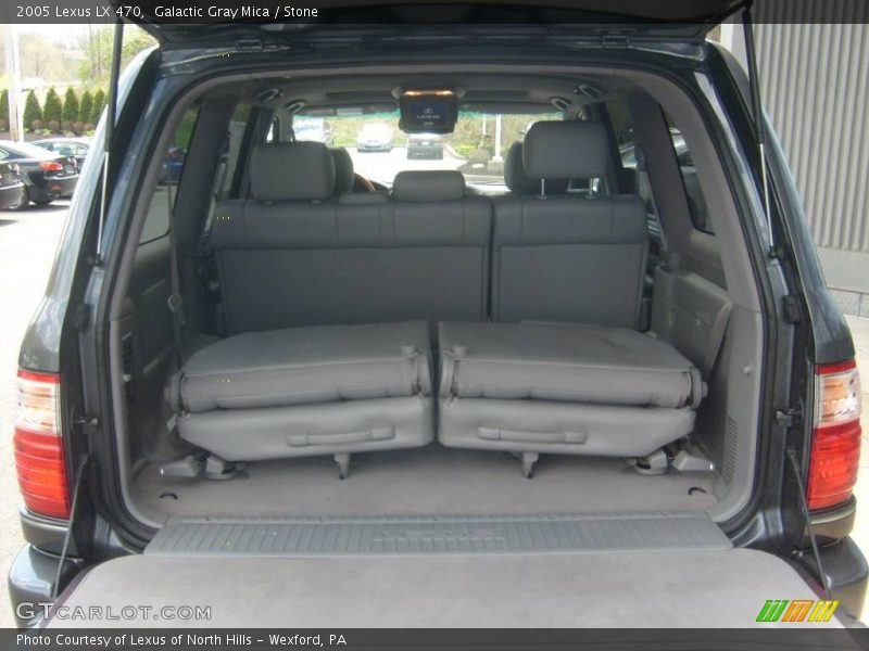 Galactic Gray Mica / Stone 2005 Lexus LX 470