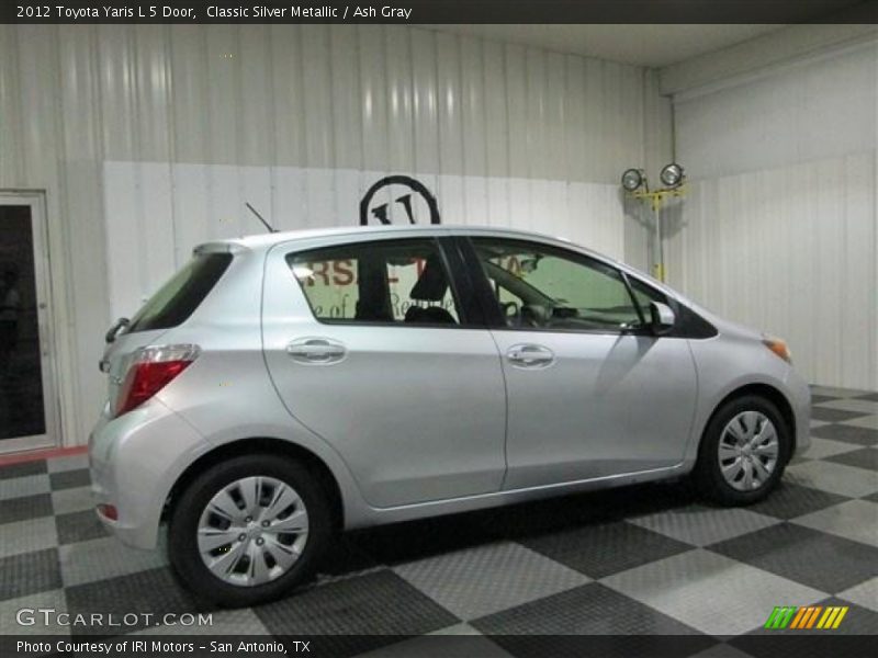 Classic Silver Metallic / Ash Gray 2012 Toyota Yaris L 5 Door