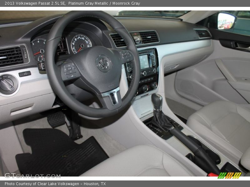 Platinum Gray Metallic / Moonrock Gray 2013 Volkswagen Passat 2.5L SE