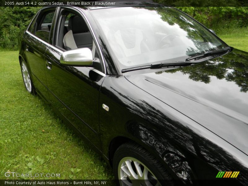 Brilliant Black / Black/Silver 2005 Audi S4 4.2 quattro Sedan