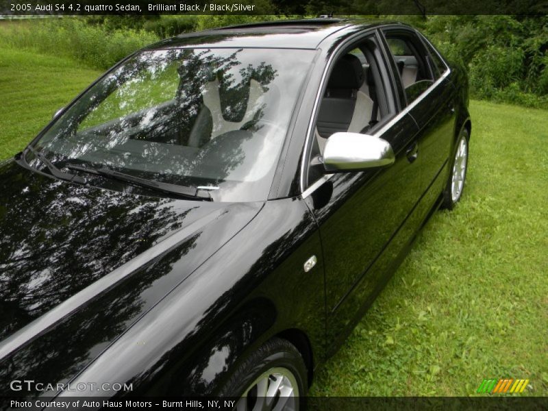 Brilliant Black / Black/Silver 2005 Audi S4 4.2 quattro Sedan