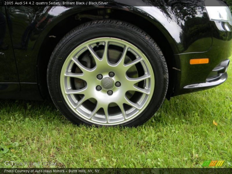  2005 S4 4.2 quattro Sedan Wheel