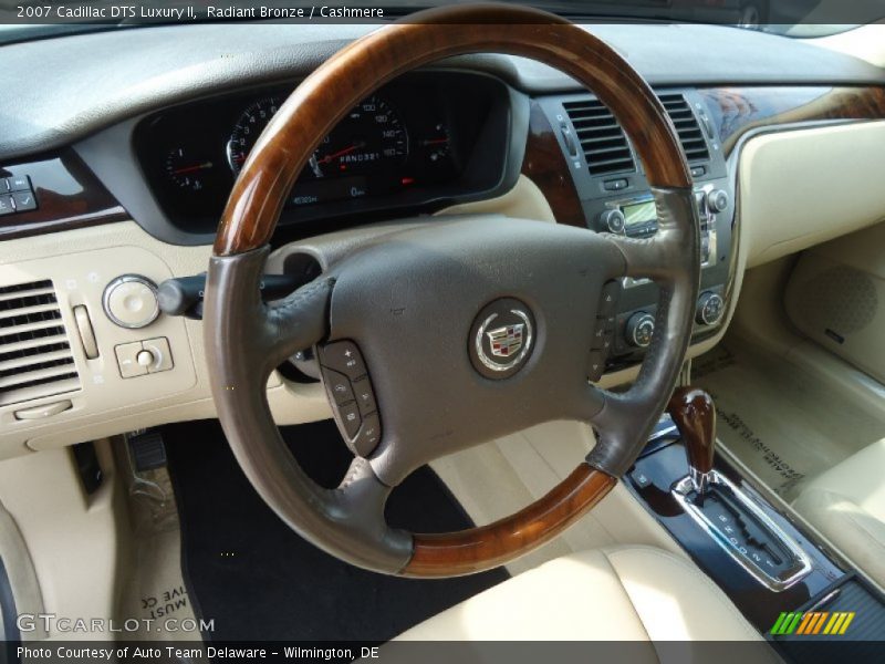 Radiant Bronze / Cashmere 2007 Cadillac DTS Luxury II