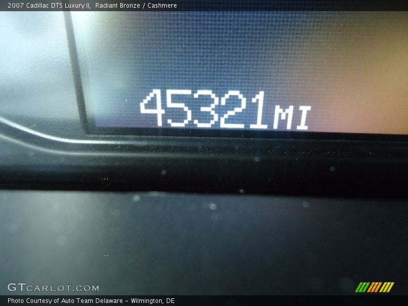 Radiant Bronze / Cashmere 2007 Cadillac DTS Luxury II