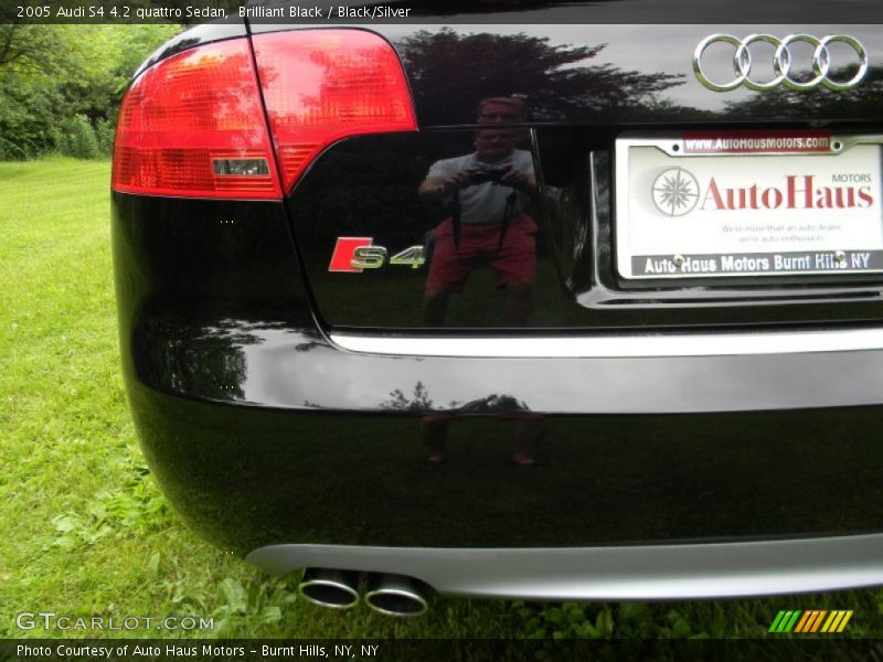 Brilliant Black / Black/Silver 2005 Audi S4 4.2 quattro Sedan