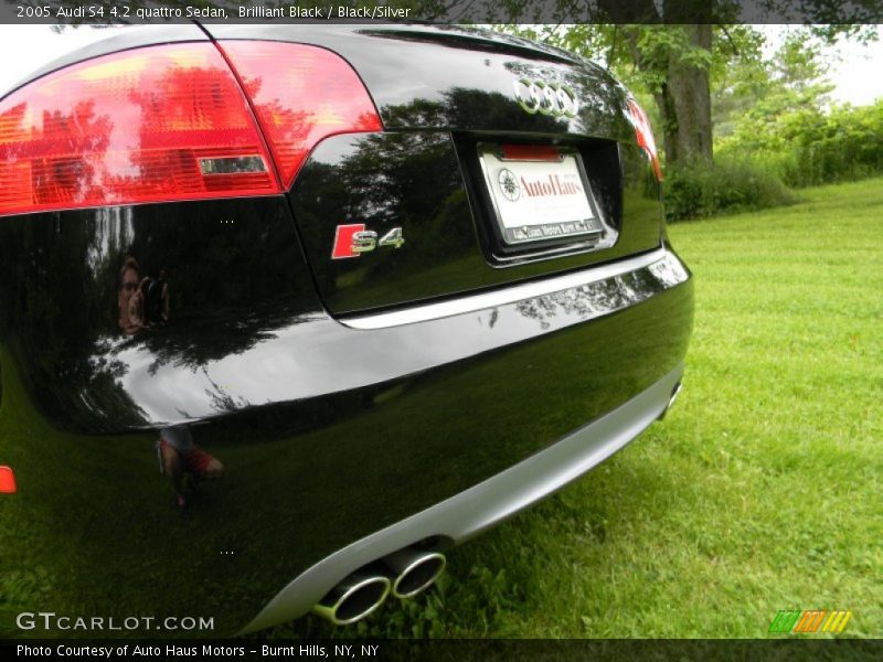 Brilliant Black / Black/Silver 2005 Audi S4 4.2 quattro Sedan