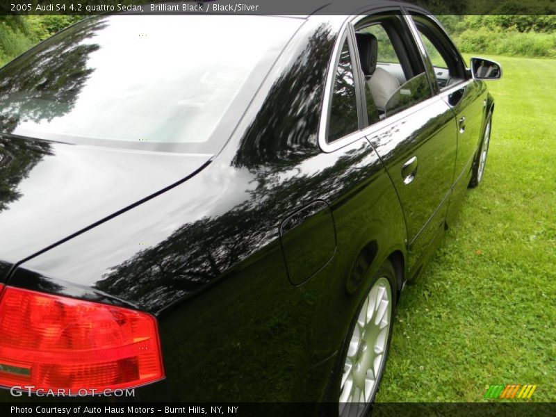 Brilliant Black / Black/Silver 2005 Audi S4 4.2 quattro Sedan