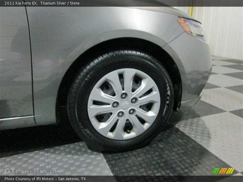 Titanium Silver / Stone 2011 Kia Forte EX