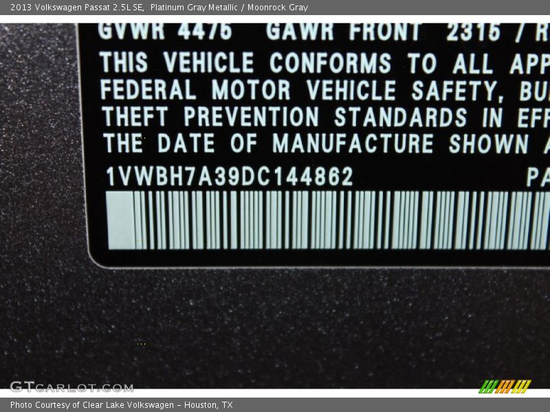 Platinum Gray Metallic / Moonrock Gray 2013 Volkswagen Passat 2.5L SE