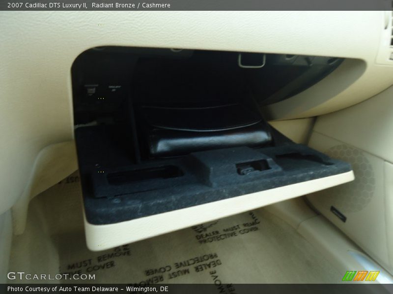 Radiant Bronze / Cashmere 2007 Cadillac DTS Luxury II