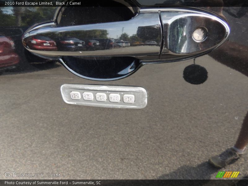 Black / Camel 2010 Ford Escape Limited