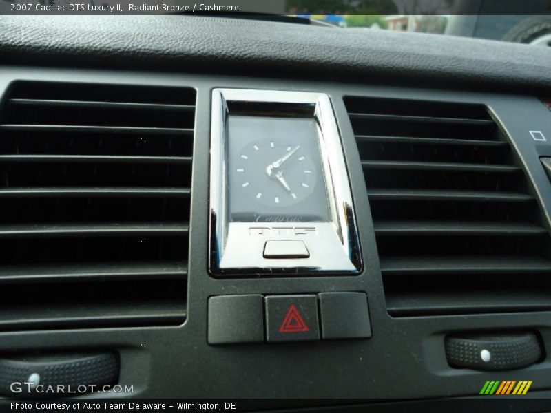 Radiant Bronze / Cashmere 2007 Cadillac DTS Luxury II