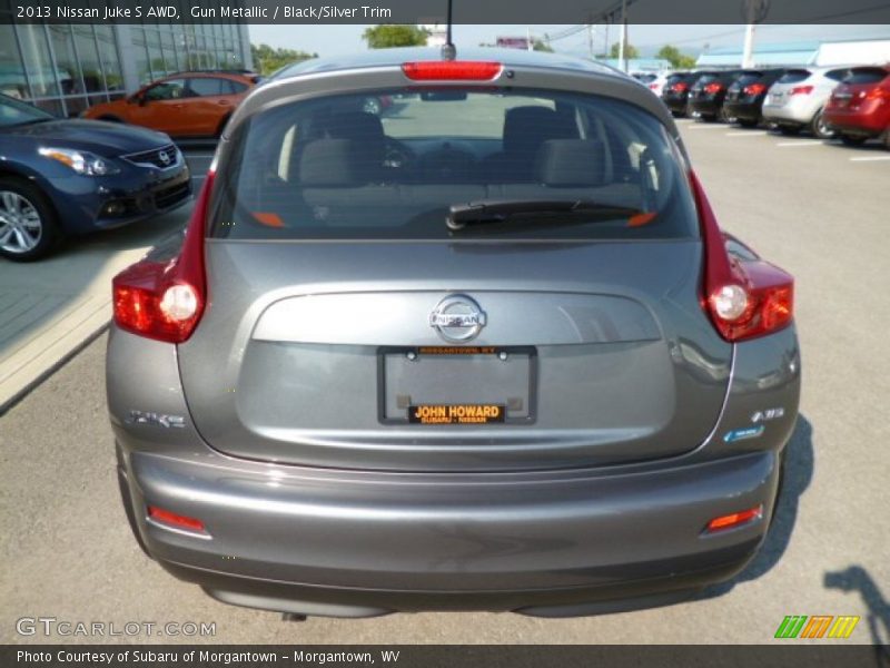 Gun Metallic / Black/Silver Trim 2013 Nissan Juke S AWD