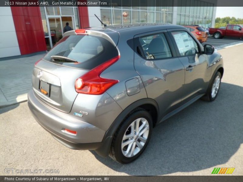 Gun Metallic / Black/Silver Trim 2013 Nissan Juke S AWD