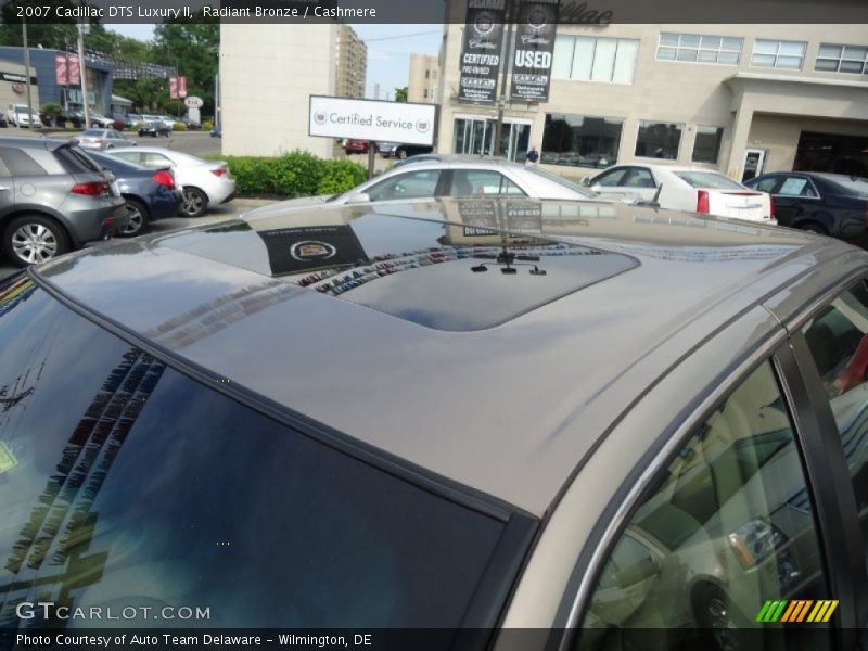 Radiant Bronze / Cashmere 2007 Cadillac DTS Luxury II