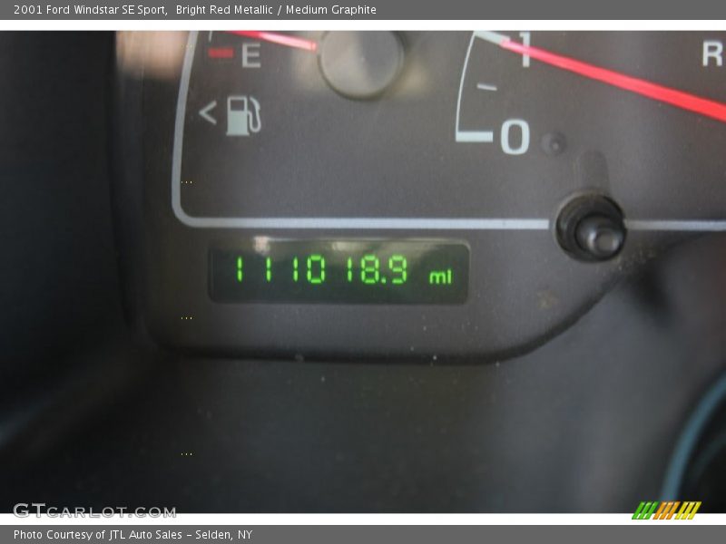 Bright Red Metallic / Medium Graphite 2001 Ford Windstar SE Sport