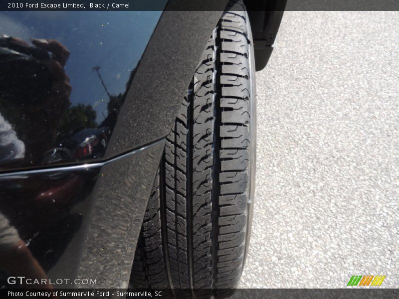 Black / Camel 2010 Ford Escape Limited