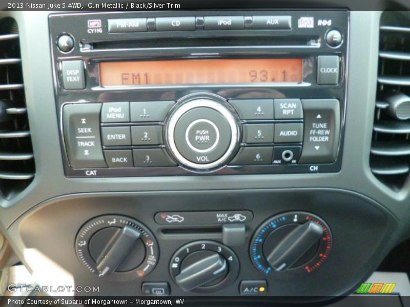 Gun Metallic / Black/Silver Trim 2013 Nissan Juke S AWD