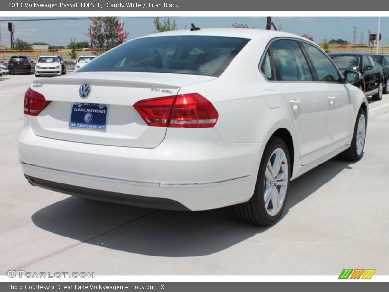 Candy White / Titan Black 2013 Volkswagen Passat TDI SEL