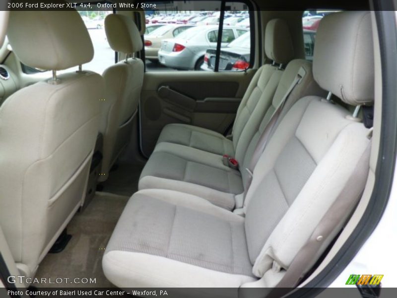 Oxford White / Stone 2006 Ford Explorer XLT 4x4