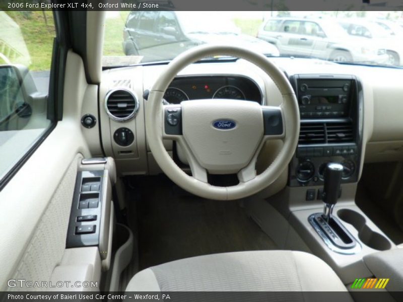 Oxford White / Stone 2006 Ford Explorer XLT 4x4