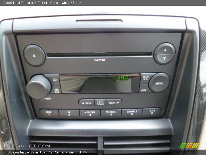 Oxford White / Stone 2006 Ford Explorer XLT 4x4