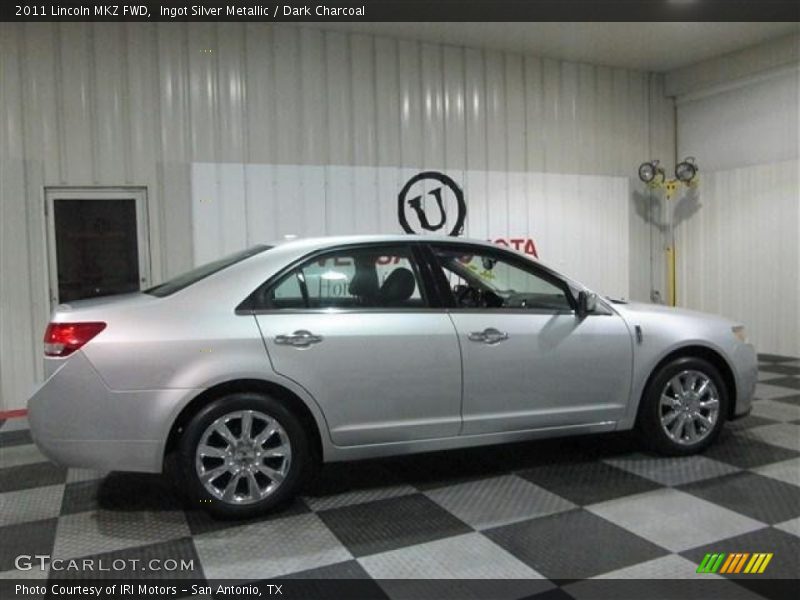 Ingot Silver Metallic / Dark Charcoal 2011 Lincoln MKZ FWD