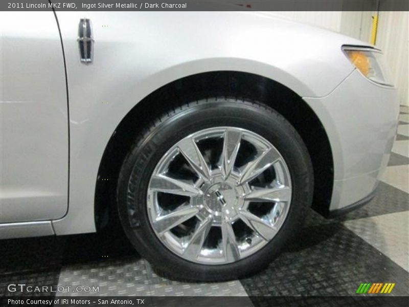 Ingot Silver Metallic / Dark Charcoal 2011 Lincoln MKZ FWD