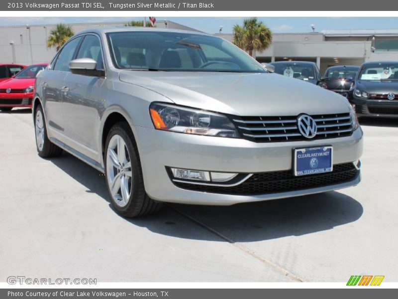 Tungsten Silver Metallic / Titan Black 2013 Volkswagen Passat TDI SEL