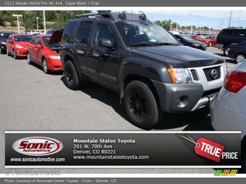 Super Black / Gray 2011 Nissan Xterra Pro-4X 4x4