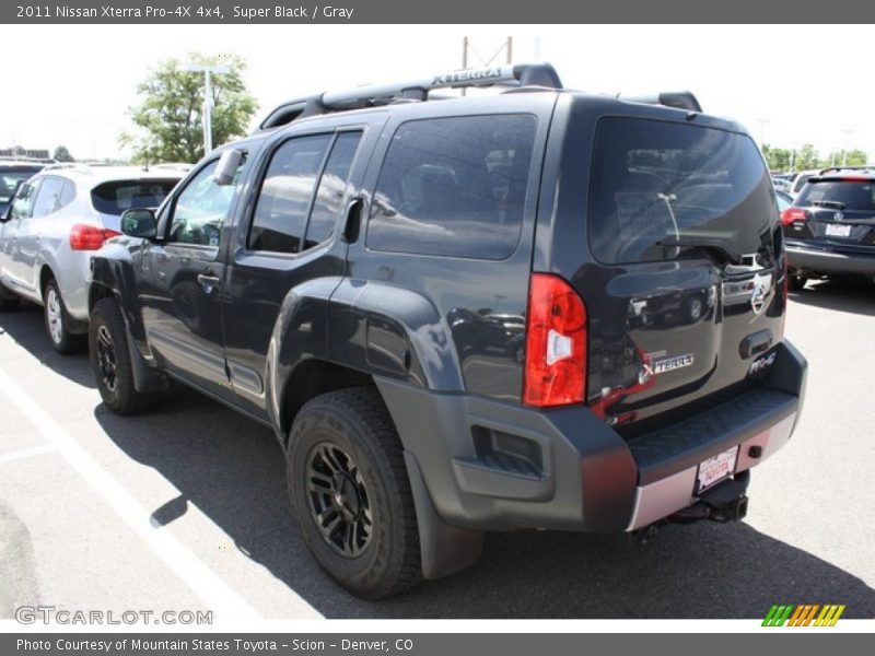 Super Black / Gray 2011 Nissan Xterra Pro-4X 4x4