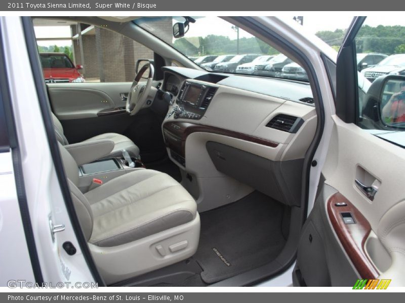 Super White / Bisque 2011 Toyota Sienna Limited