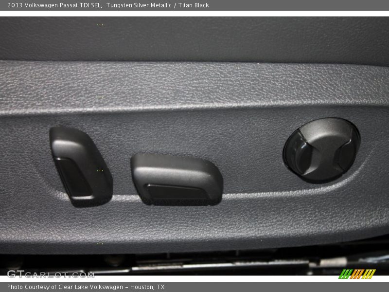 Tungsten Silver Metallic / Titan Black 2013 Volkswagen Passat TDI SEL
