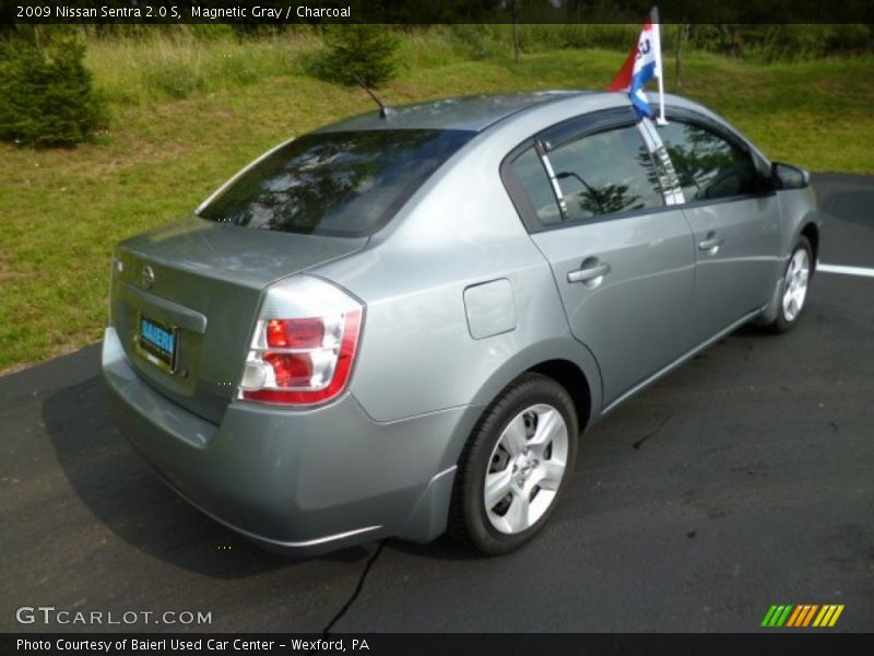 Magnetic Gray / Charcoal 2009 Nissan Sentra 2.0 S