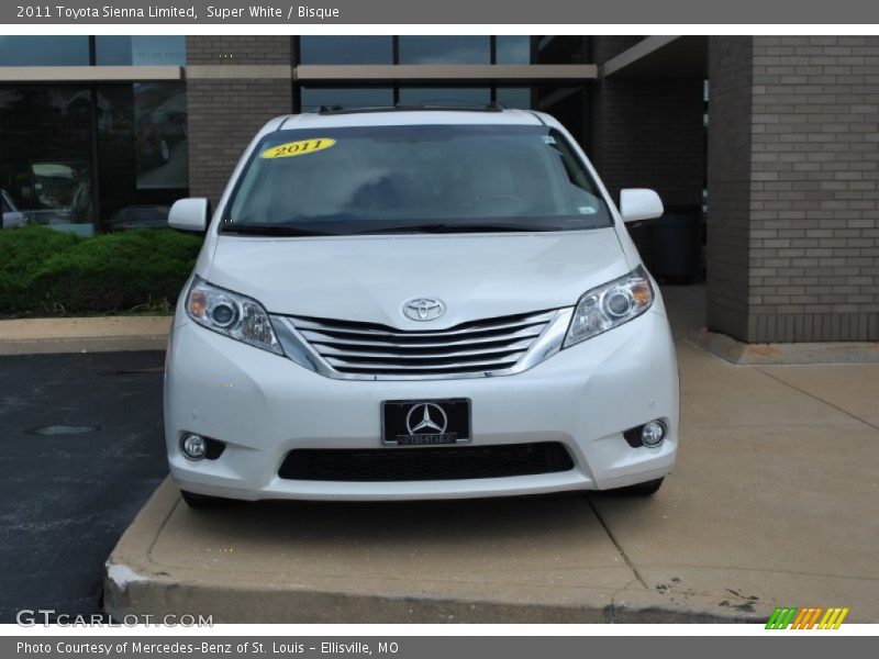 Super White / Bisque 2011 Toyota Sienna Limited