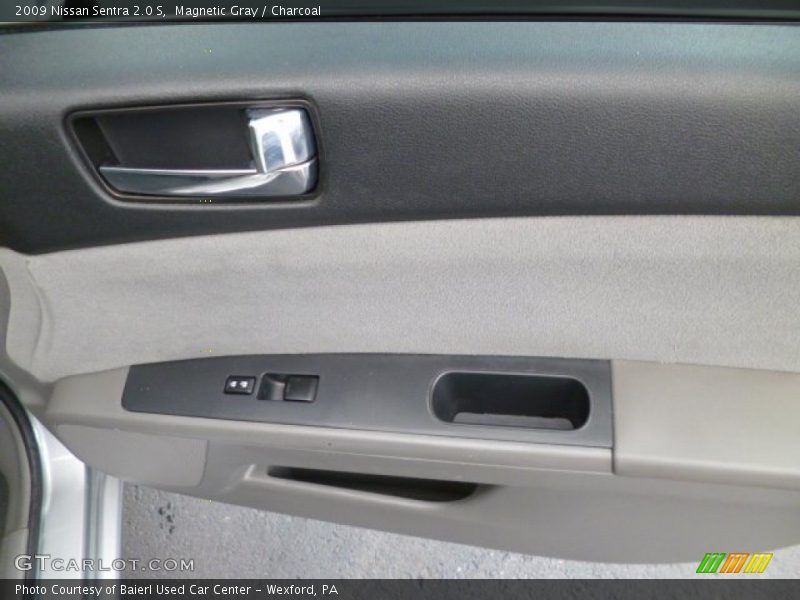 Magnetic Gray / Charcoal 2009 Nissan Sentra 2.0 S
