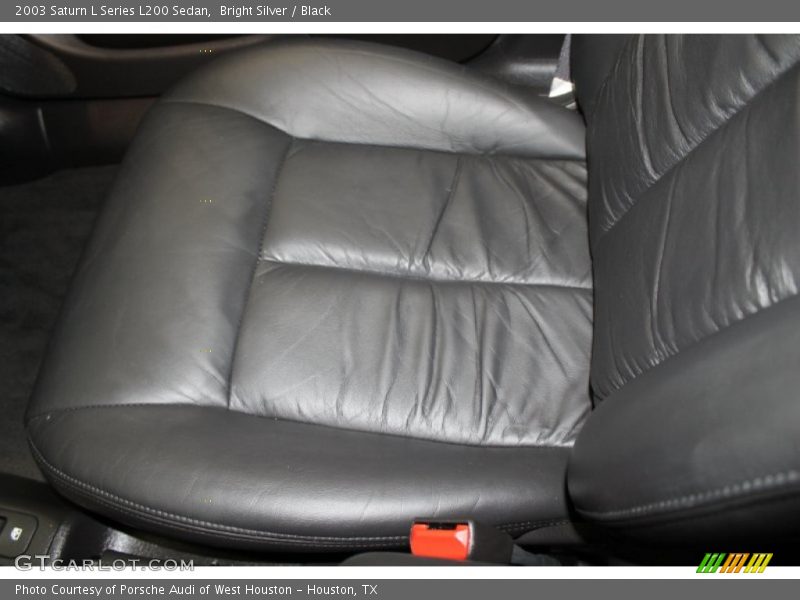 Bright Silver / Black 2003 Saturn L Series L200 Sedan